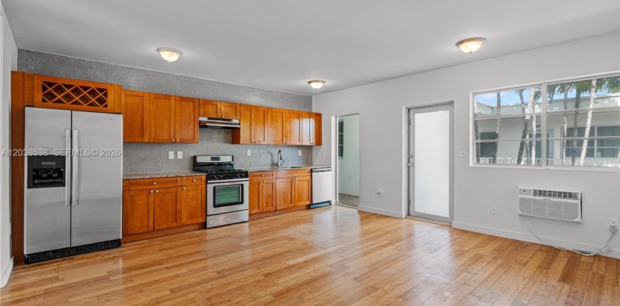 Apartamento en Miami Beach, Florida 1 dormitorio, 61.32 m2 № 2085858