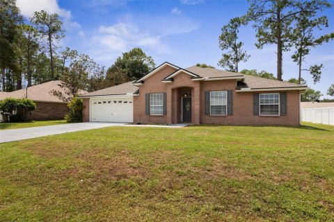 House in Palm Coast, Florida 4 bedrooms, 201.04 sq.m. № 1910062 - photo 2
