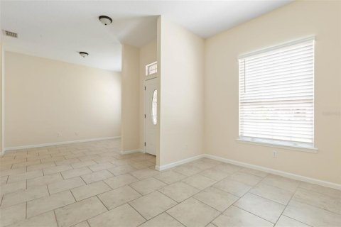 House in Palm Coast, Florida 4 bedrooms, 201.04 sq.m. № 1910062 - photo 7