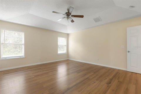 House in Palm Coast, Florida 4 bedrooms, 201.04 sq.m. № 1910062 - photo 22