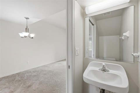 Townhouse in Punta Gorda, Florida 2 bedrooms, 107.21 sq.m. № 2215693 - photo 11