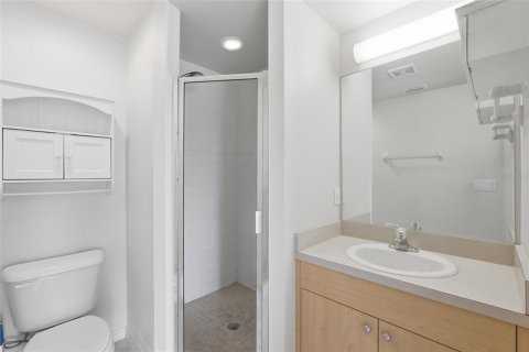 Townhouse in Punta Gorda, Florida 2 bedrooms, 107.21 sq.m. № 2215693 - photo 15