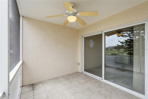 Townhouse in Punta Gorda, Florida 2 bedrooms, 107.21 sq.m. № 2215693 - photo 25