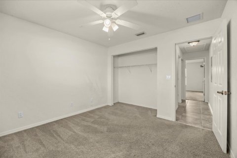 Casa en venta en Port St. Lucie, Florida, 4 dormitorios, 181.25 m2 № 2385480 - foto 28