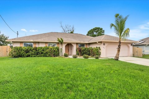 Casa en venta en Port St. Lucie, Florida, 4 dormitorios, 181.25 m2 № 2385480 - foto 6