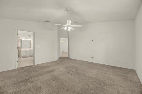 Casa en venta en Port St. Lucie, Florida, 4 dormitorios, 181.25 m2 № 2385480 - foto 22