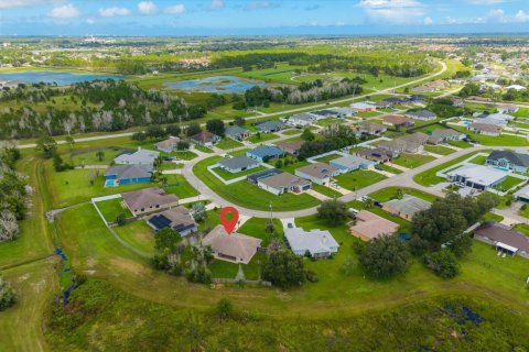 Casa en venta en Port St. Lucie, Florida, 4 dormitorios, 181.25 m2 № 2385480 - foto 8