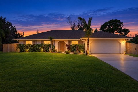 Casa en venta en Port St. Lucie, Florida, 4 dormitorios, 181.25 m2 № 2385480 - foto 5