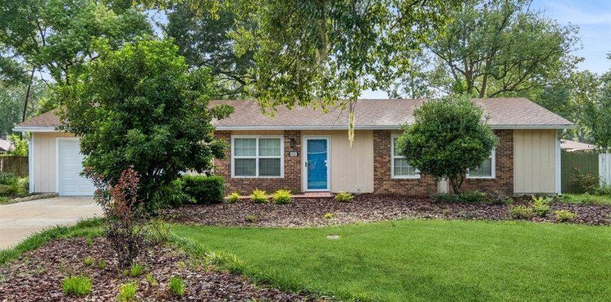Villa ou maison à Gainesville, Floride 3 chambres, 119.1 m2 № 1873119
