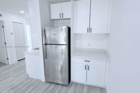 House in Boynton Beach, Florida 2 bedrooms, 145.48 sq.m. № 1995973 - photo 4