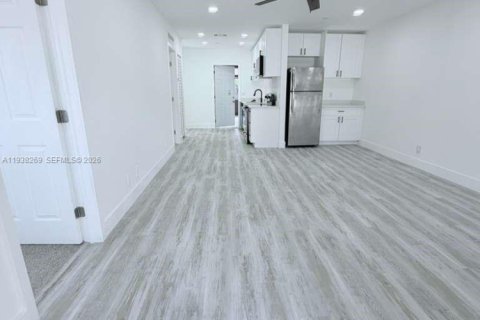 House in Boynton Beach, Florida 2 bedrooms, 145.48 sq.m. № 1995973 - photo 2