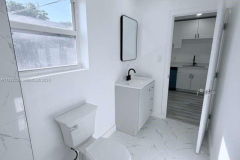 House in Boynton Beach, Florida 2 bedrooms, 145.48 sq.m. № 1995973 - photo 10