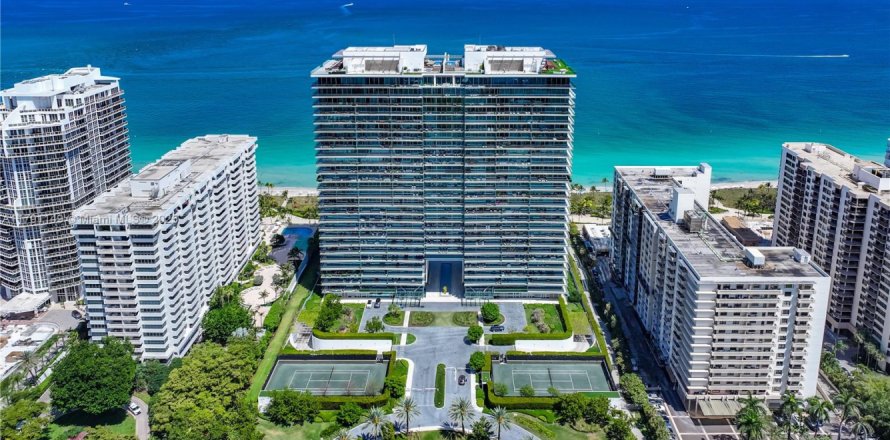 Condo in Bal Harbour, Florida, 2 bedrooms № 1863473