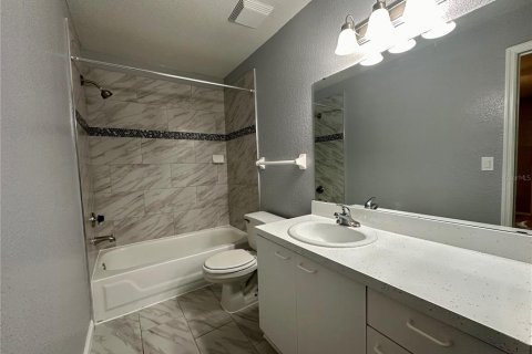 Condominio en alquiler en Kissimmee, Florida, 2 dormitorios, 102.01 m2 № 1916537 - foto 14