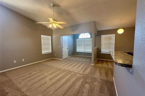 Condominio en alquiler en Kissimmee, Florida, 2 dormitorios, 102.01 m2 № 1916537 - foto 6
