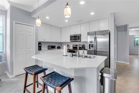 Condo in Bradenton, Florida, 3 bedrooms in LAKEWOOD NATIONAL  № 1386619 - photo 9
