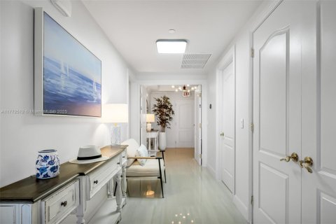 Copropriété à vendre à Hollywood, Floride: 3 chambres, 272.67 m2 № 1937826 - photo 24