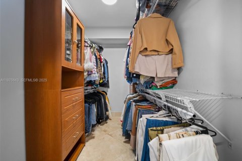 Снять в аренду кондоминиум в Авентура, Флорида 2 спальни, 121.89м2, № 1985892 - фото 21