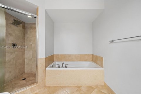 Снять в аренду кондоминиум в Авентура, Флорида 2 спальни, 121.89м2, № 1985892 - фото 19