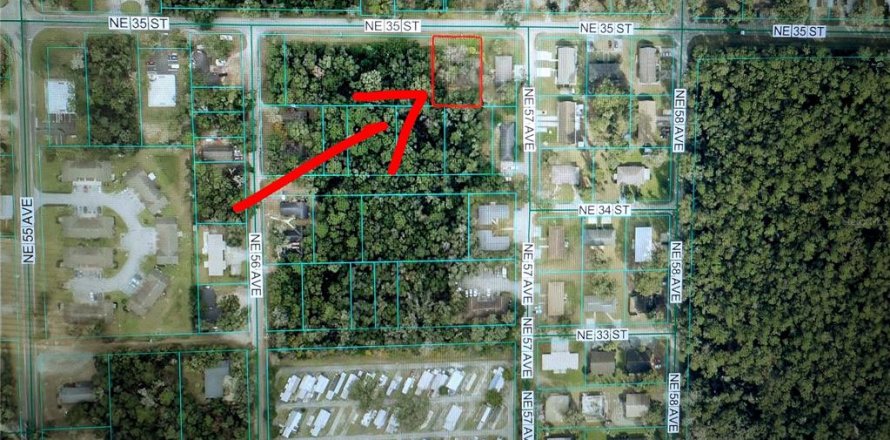 Land in Silver Springs Shores, Florida № 2272904
