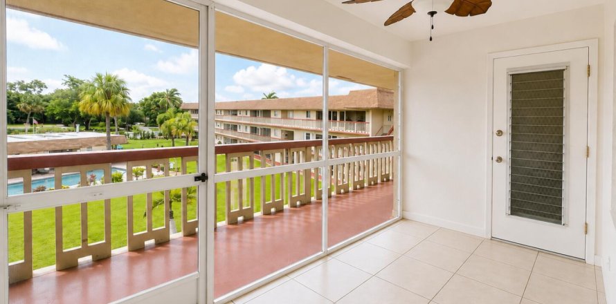 Condo à Hollywood, Floride, 2 chambres  № 2268263
