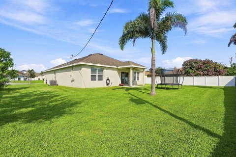 Casa en venta en Port St. Lucie, Florida, 4 dormitorios, 182.09 m2 № 2301769 - foto 29