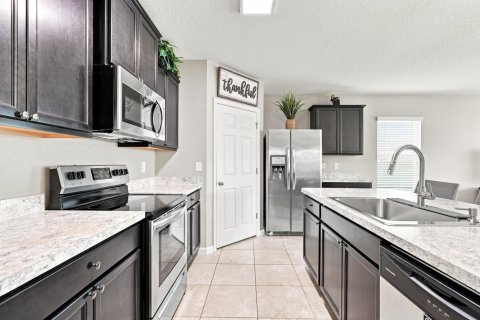 Casa en venta en Port St. Lucie, Florida, 4 dormitorios, 182.09 m2 № 2301769 - foto 11