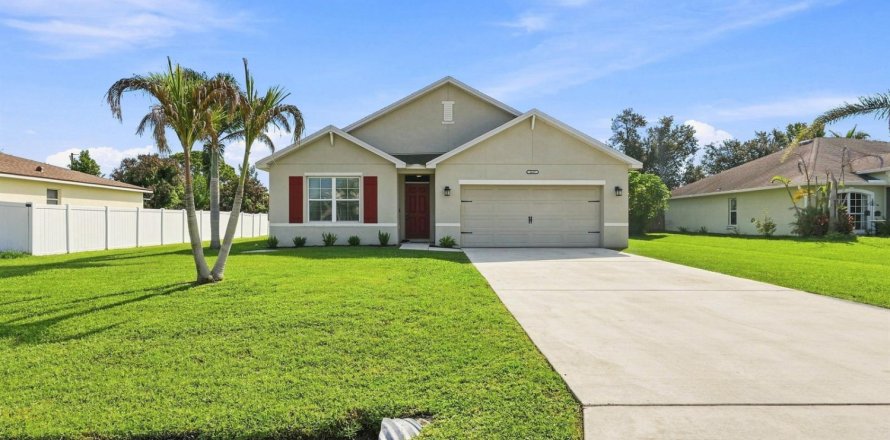 Casa en Port St. Lucie, Florida 4 dormitorios, 182.09 m2 № 2301769
