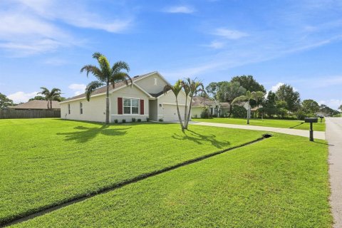Casa en venta en Port St. Lucie, Florida, 4 dormitorios, 182.09 m2 № 2301769 - foto 3