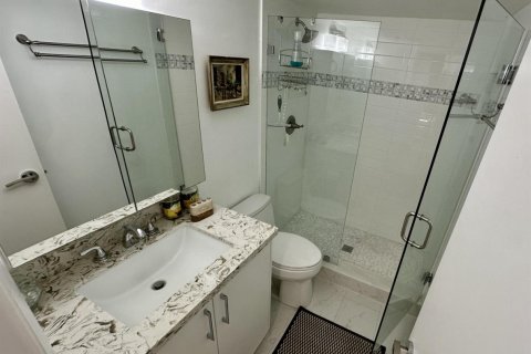 Condo in Boca Raton, Florida, 3 bedrooms  № 2261434 - photo 17