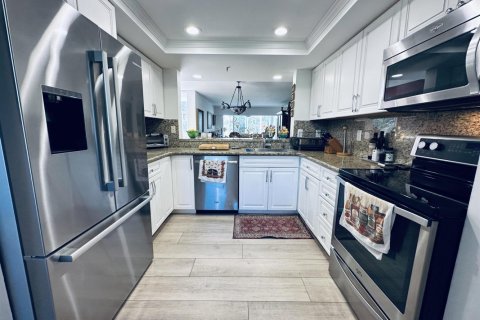 Condo in Boca Raton, Florida, 3 bedrooms  № 2261434 - photo 8
