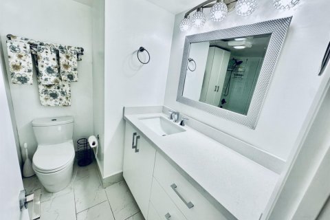 Condo in Boca Raton, Florida, 3 bedrooms  № 2261434 - photo 10