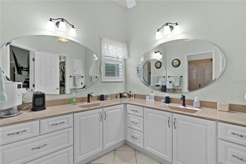 Casa en venta en The Villages, Florida, 3 dormitorios, 203.08 m2 № 1835799 - foto 19