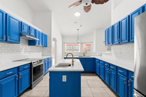 Villa ou maison à vendre à Belleview, Floride: 4 chambres, 252.42 m2 № 2419198 - photo 3