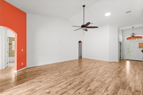 Villa ou maison à vendre à Belleview, Floride: 4 chambres, 252.42 m2 № 2419198 - photo 9