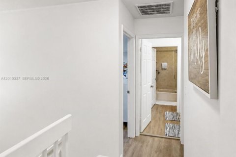 Adosado en venta en Wellington, Florida, 3 dormitorios, 193.61 m2 № 2185307 - foto 15
