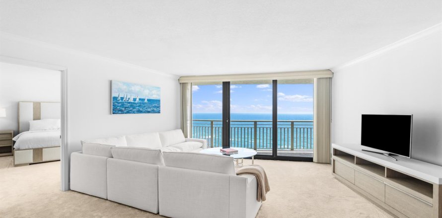 Condominio en Riviera Beach, Florida, 2 dormitorios  № 2168291