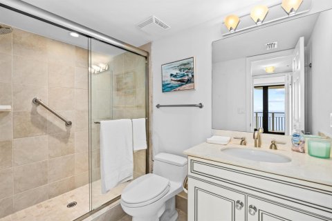 Condominio en alquiler en Riviera Beach, Florida, 2 dormitorios, 140.19 m2 № 2168291 - foto 14