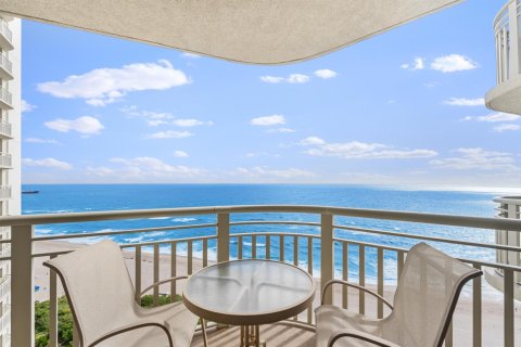 Condominio en alquiler en Riviera Beach, Florida, 2 dormitorios, 140.19 m2 № 2168291 - foto 16