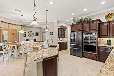 Villa ou maison à vendre à Bradenton, Floride: 4 chambres, 245.82 m2 № 2388536 - photo 12
