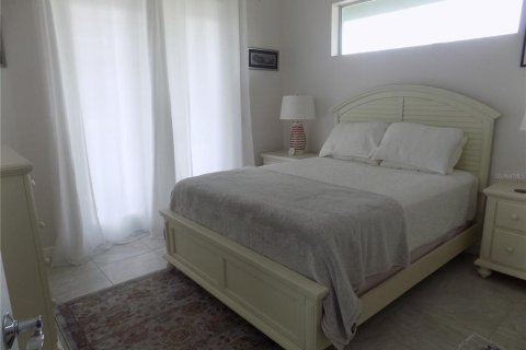House in Punta Gorda, Florida 4 bedrooms, 305.09 sq.m. № 1820454 - photo 11