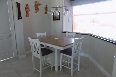 House in Punta Gorda, Florida 4 bedrooms, 305.09 sq.m. № 1820454 - photo 12