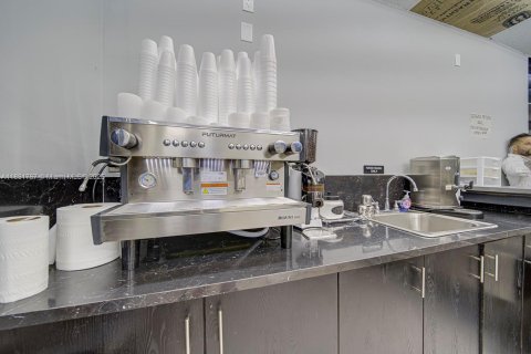 Propiedad comercial en venta en Homestead, Florida № 1934346 - foto 27