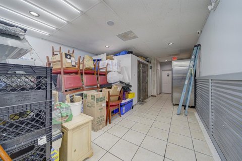 Propiedad comercial en venta en Homestead, Florida № 1934346 - foto 19