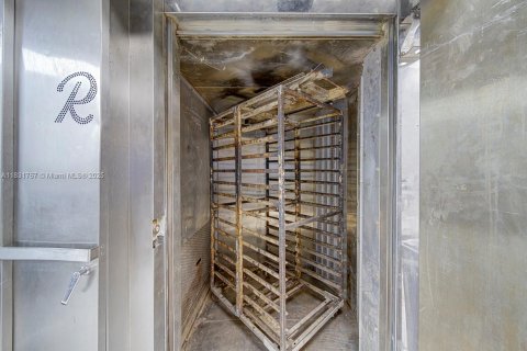 Propiedad comercial en venta en Homestead, Florida № 1934346 - foto 3