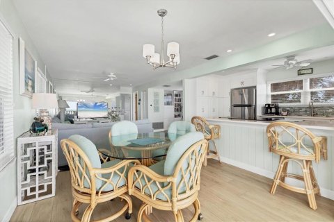 Condo in Englewood, Florida, 1 bedroom  № 1547511 - photo 15