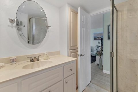 Condo in Englewood, Florida, 1 bedroom  № 1547511 - photo 22