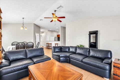 Villa ou maison à vendre à Wimauma, Floride: 4 chambres, 150.78 m2 № 2423870 - photo 4