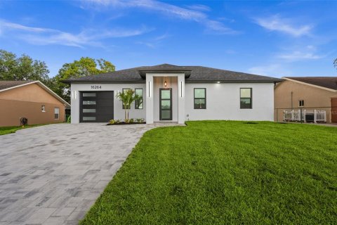 Casa en North Fort Myers, Florida 3 dormitorios, 117.89 m2 № 2140120
