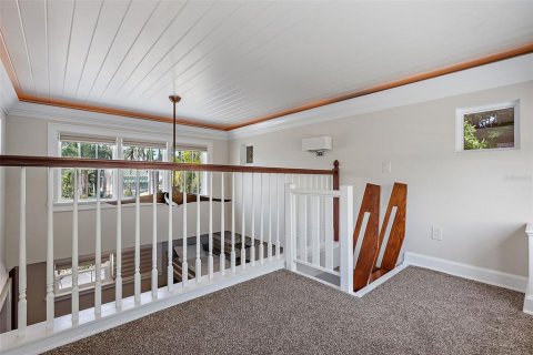 House in Saint Petersburg, Florida 4 bedrooms, 363.06 sq.m. № 1621844 - photo 20